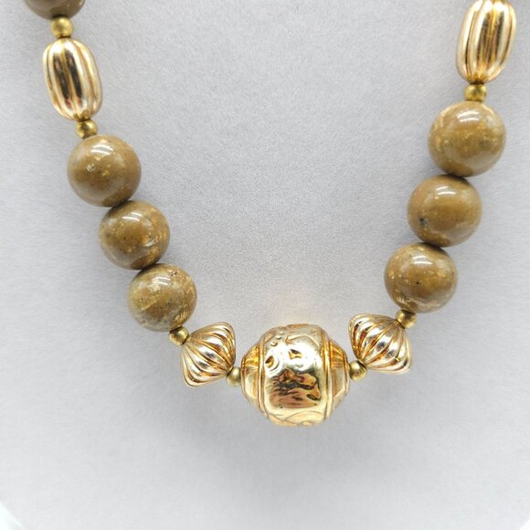 Vintage Acrylic Brown Gold Beaded Necklace Textured Gold Tone Accents - Picture 2 of 7